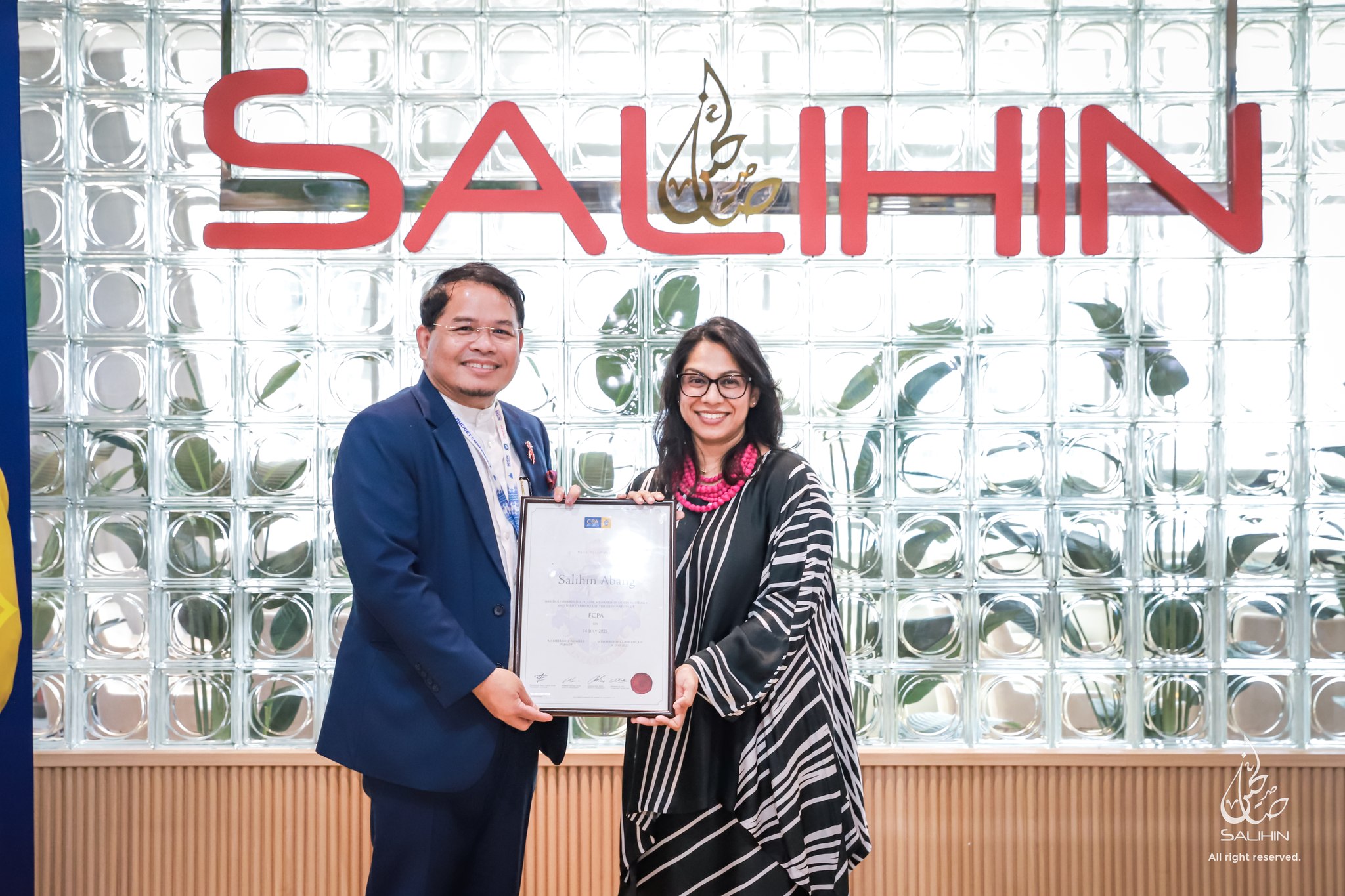 CPA–SALIHIN Certificate Handover and Special Sharing Session